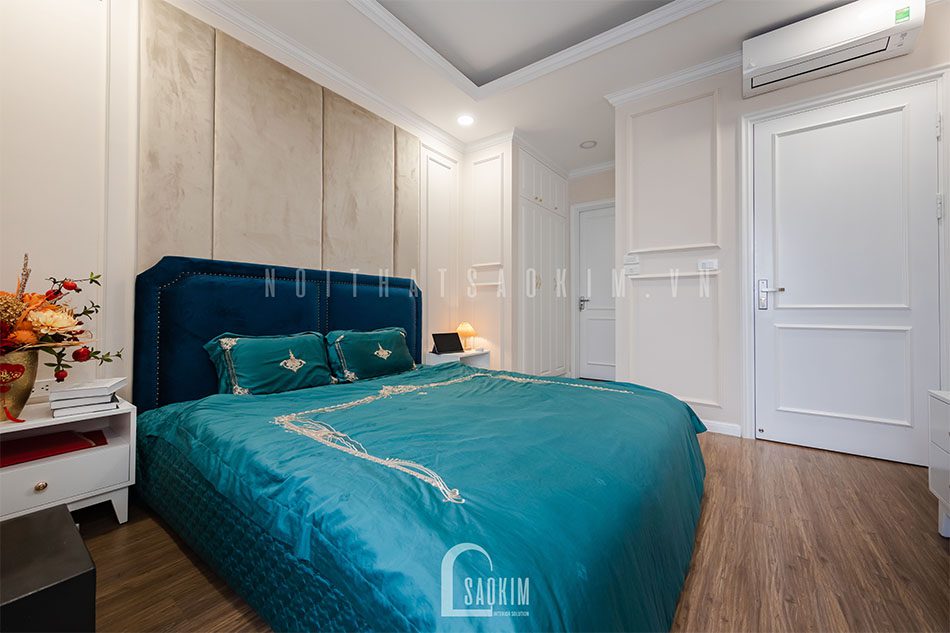 Thi công nội thất phòng ngủ master căn hộ phong cách Tân Cổ Điển dự án Le Grand Jardin Sài Đồng mang vẻ đẹp tinh tế, sang trọng