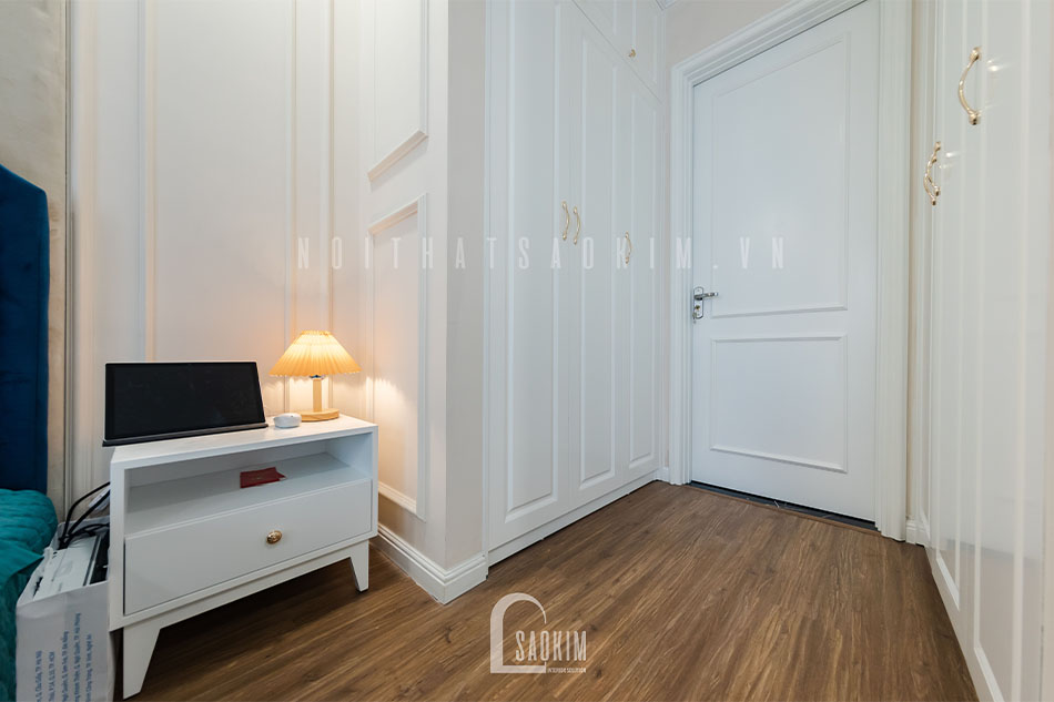 Thi công nội thất phòng ngủ master căn hộ phong cách Tân Cổ Điển dự án Le Grand Jardin Sài Đồng mang vẻ đẹp tinh tế, sang trọng