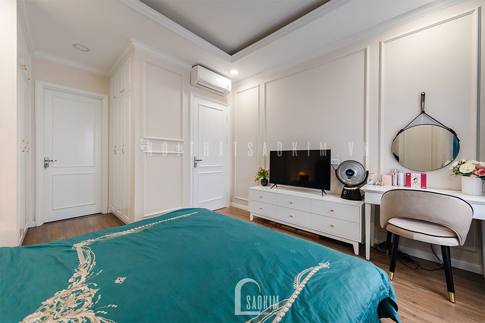 Thi công nội thất phòng ngủ master căn hộ phong cách Tân Cổ Điển dự án Le Grand Jardin Sài Đồng mang vẻ đẹp tinh tế, sang trọng