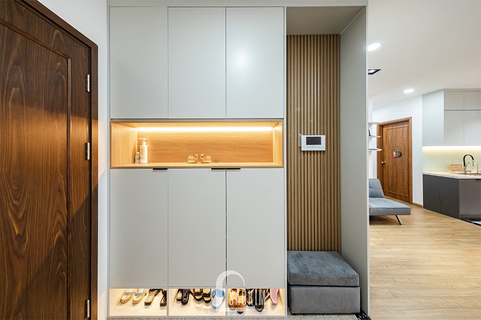 Tủ giày kịch trần chung cư