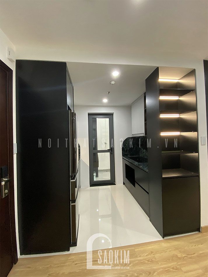 Hệ tủ giày kết hợp kệ rượu bố trí tại khu vực bếp