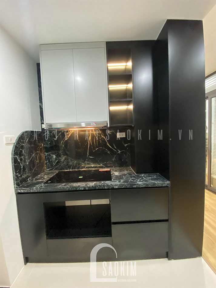 Máy hút mùi âm tủ nhỏ gọn được trang bị trên khu vực bếp nấu