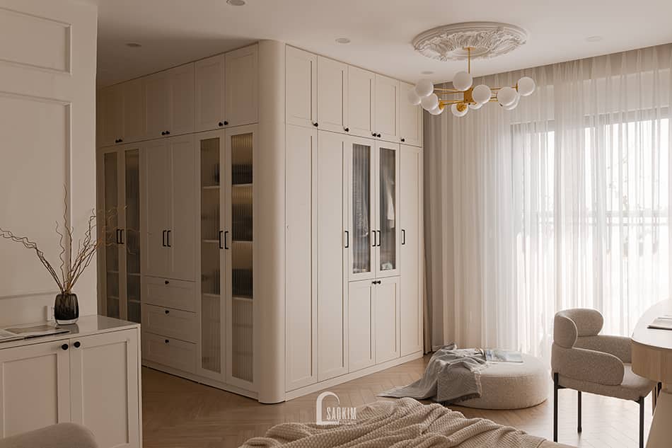 Hoàn thiện thiết kế thi công nội thất phòng ngủ master chung cư Aqua Bay Ecopark - 108m2 phong cách Parisian - hệ tủ quần áo cao cấp